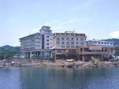 �F�{����F�z�e���j���[�A���W�ʒ��@�W�H����i